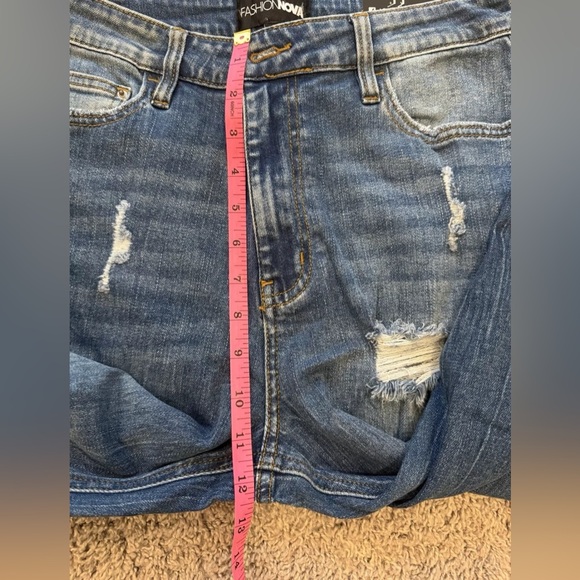 NWT Fashion Nova Road Tripper Ripped Stretch Flare Jeans, Blue, Sz 11 Tall - Picture 9 of 15